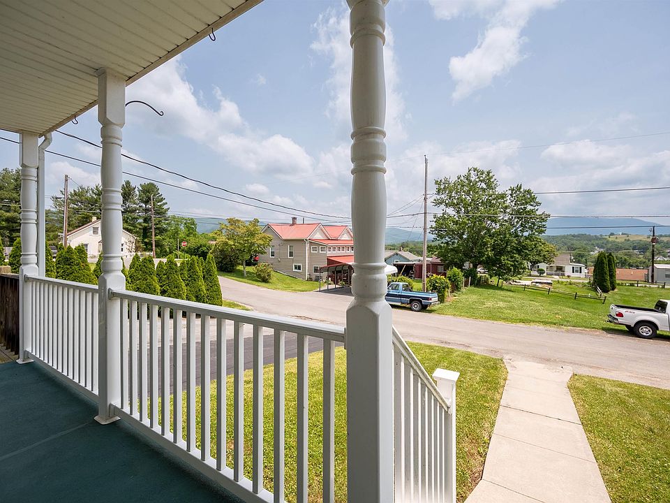 417 Montgomery St, Pearisburg, VA 24134 Zillow