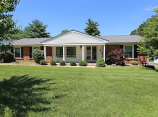 269 White Tree Ln, Ballwin, MO 63011