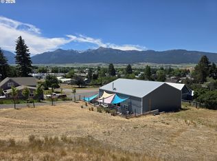207 E Silver St, Enterprise, OR 97828