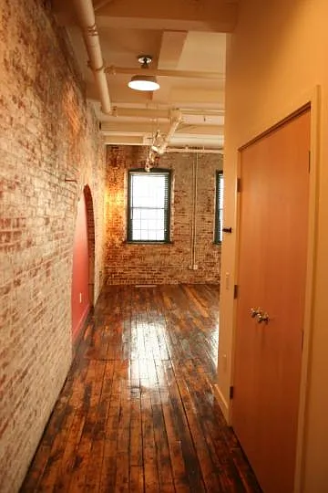 Pearl Street Lofts — Photo 17