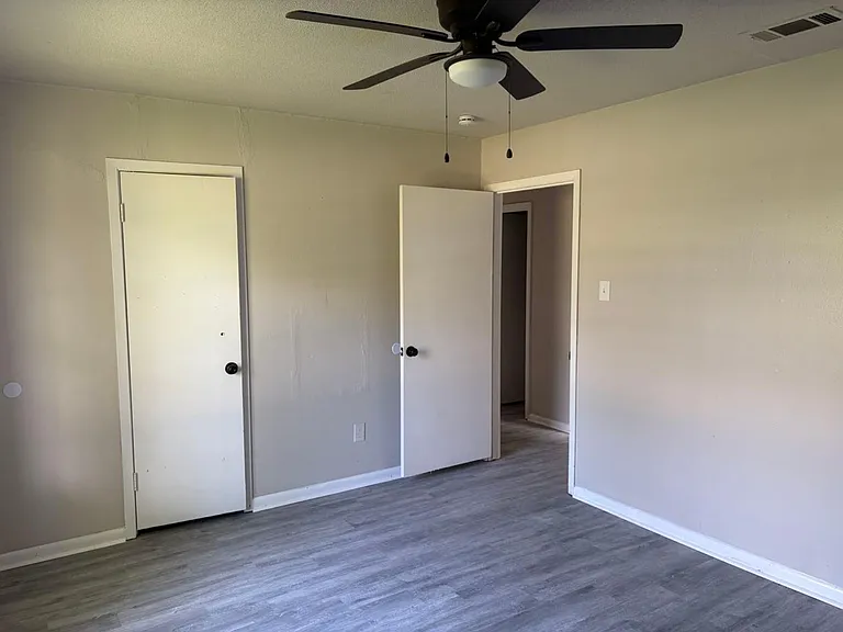 5890 Helbig Rd — Photo 15