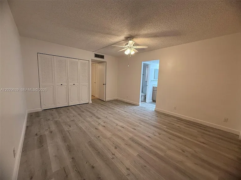 20441 NE 30th Ave #1129 — Photo 7
