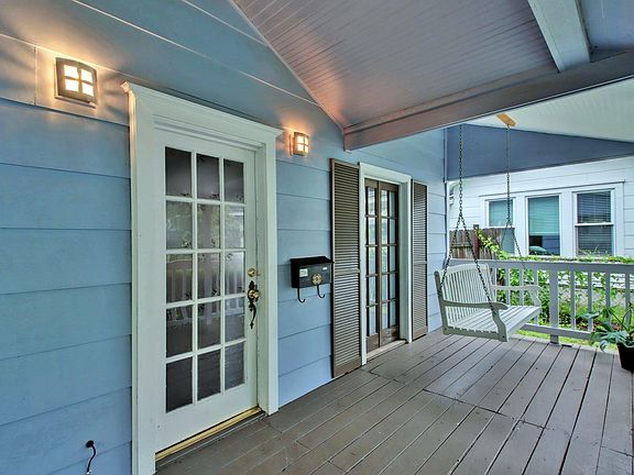 4th image of 4814A Avenue G