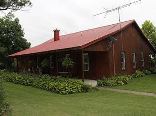 233 County Road 1750 E, Barnhill, IL 62809