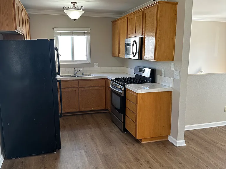 167 Elm Ave — Photo 6