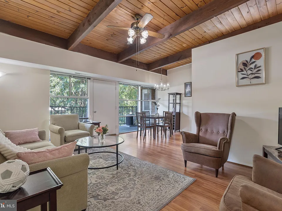 4907 Americana Dr #4907H-202