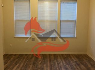 5490 SE Milwaukie Ave APT 104, Portland, OR 97202