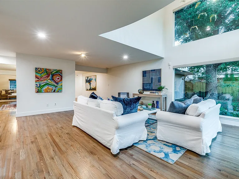 5908 Melshire Dr — Photo 24