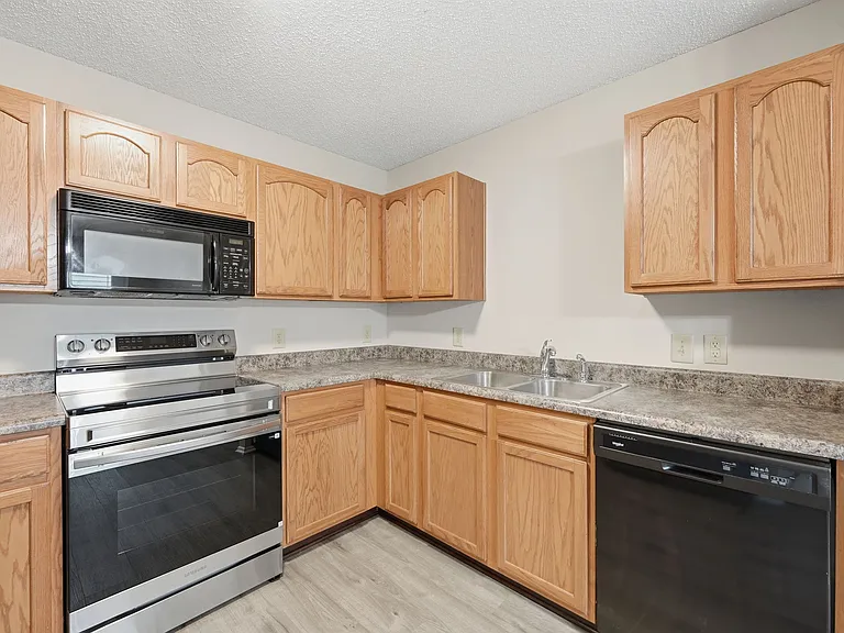 12691 Endurance Dr — Photo 16