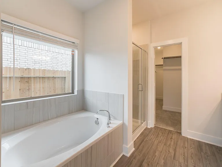 10539 Preserve Way — Photo 18