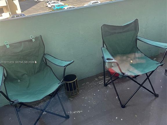 3rd image of 1825 W 44th Pl APT 309