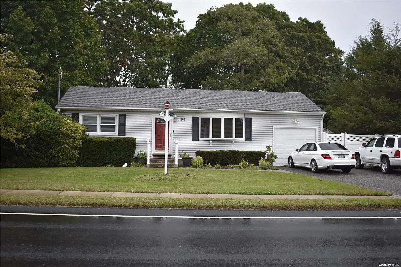 1199 Stony Brook Rd photo 1
