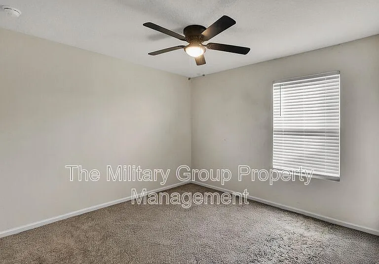 3538 Martin Lakes Dr — Photo 13