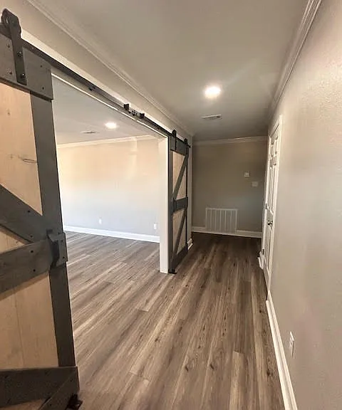 2712 Broadway St — Photo 7