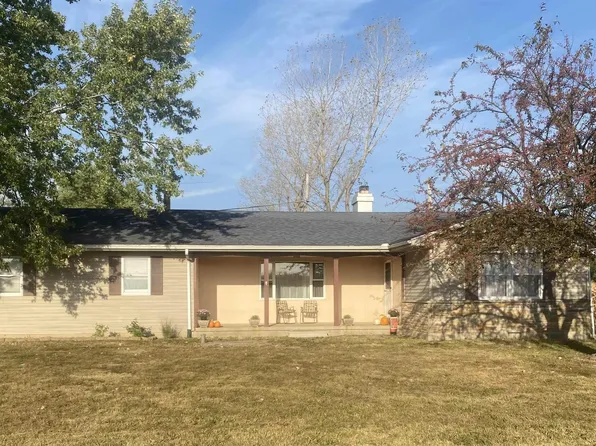 5990 E Maple St, Salamonia, IN 47381