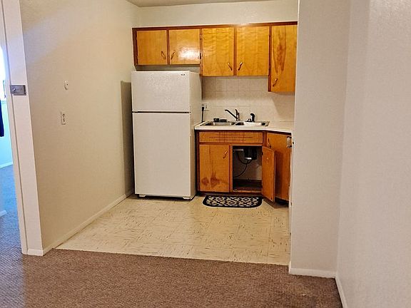 4th image of 1640-1650 Moore Ave #16