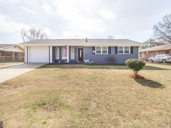 82 Oliver Dr, Warner Robins, GA 31088