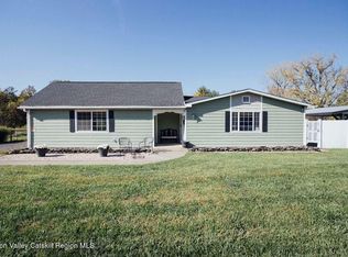 879 Route 9, Hudson, NY 12534