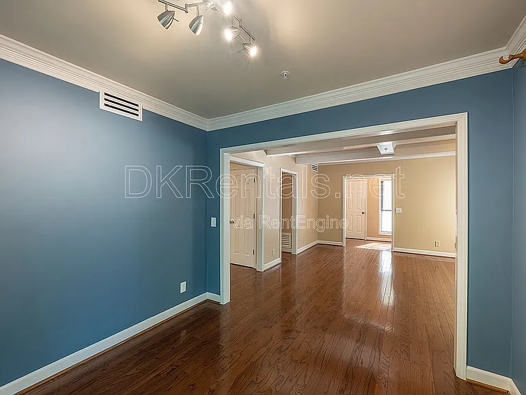 103 Ashling SE — Photo 8