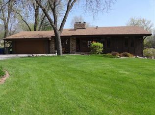 12740 Gerard Dr, Eden Prairie, MN 55346