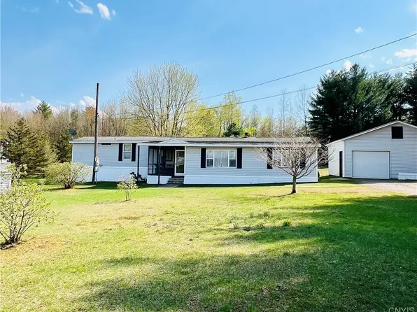 83 Wilson Rd, Central Square, NY 13036