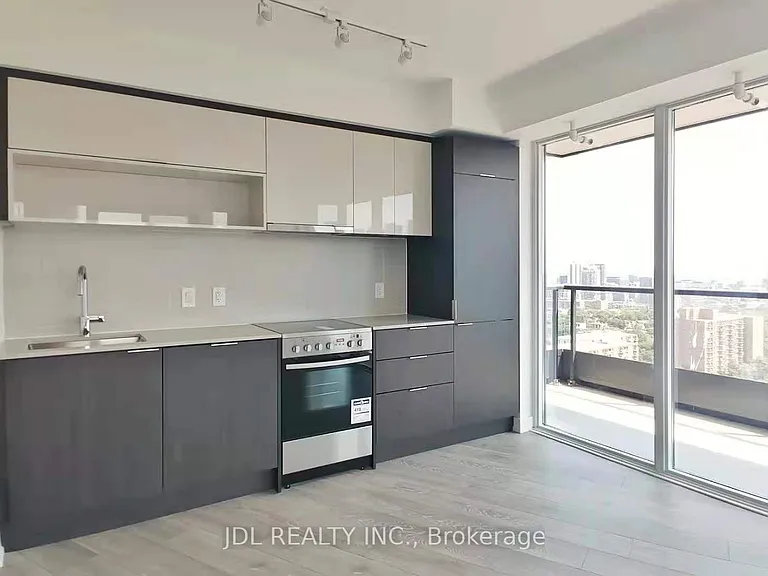 159 Wellesley St E #1808 — Photo 1