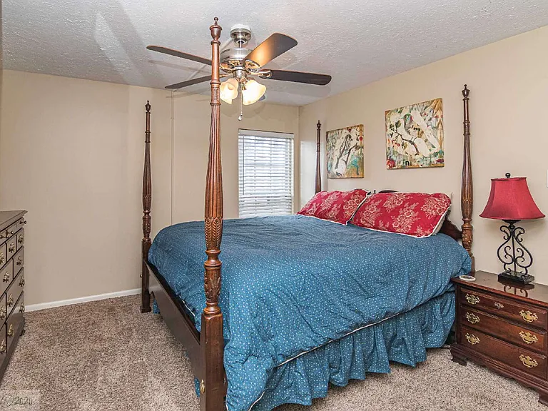103 E Lockhaven Dr #D — Photo 21
