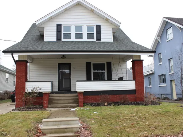 132 7th St NE, North Canton, OH 44720