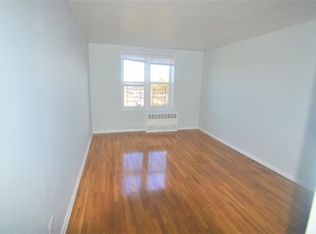 2470 W 1st St #5M, Brooklyn, NY 11223