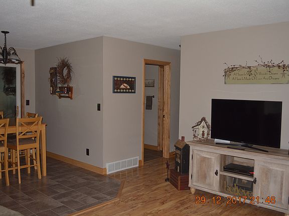 3rd image of 696 Highland Ave
