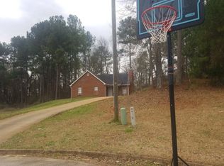 136 Cactus Ln, Stockbridge, GA 30281