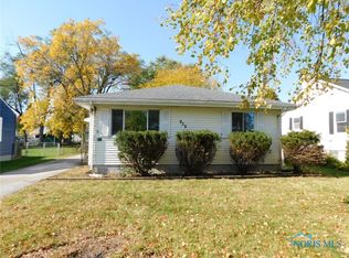 939 N Summit St, Bowling Green, OH 43402