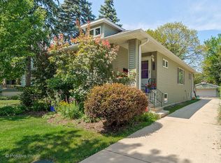 8512 Rockefeller Ave, Brookfield, IL 60513