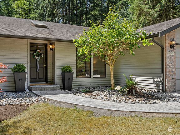 3rd image of 11711 17th Avenue Ct NW
