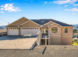 18640 Glenwood Rd, Hidden Valley Lake, CA 95467