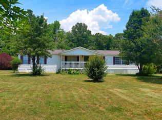 137 Henderson Place Dr, Gaffney, SC 29341