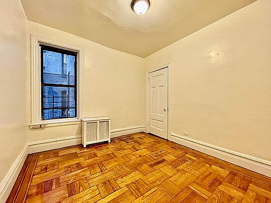 5th image of 140 Seaman Ave APT 1K