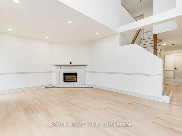 5 Sandhurst Ct — Photo 9