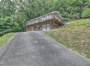 412 Lakeshore Rd, Bluff City, TN 37618