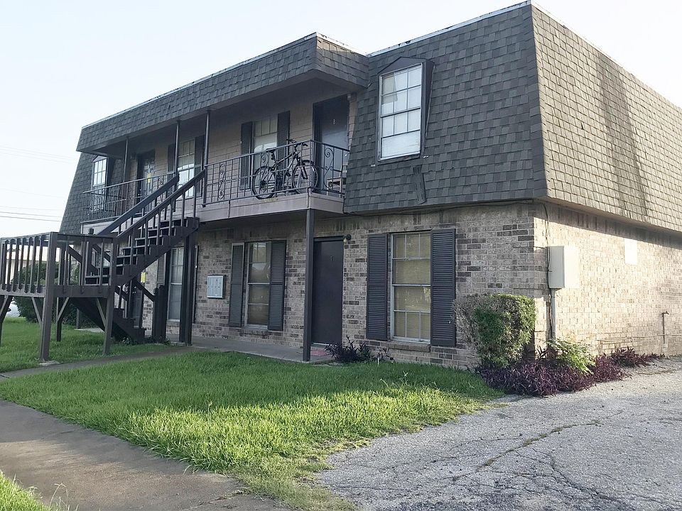 1st image of 2180 McFaddin St
