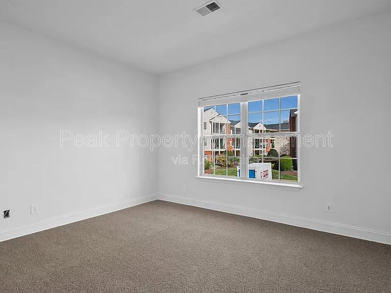 801 Virginia Center Pkwy — Photo 77