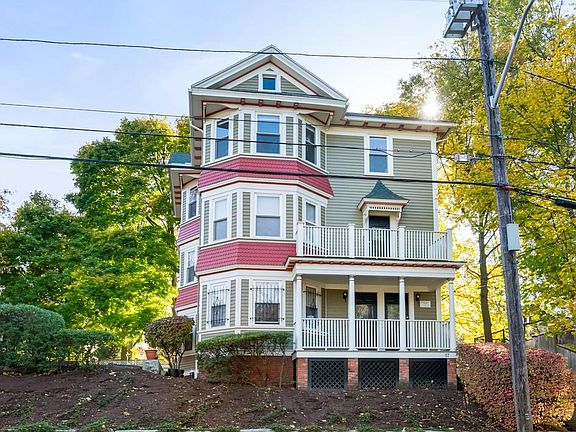 4th image of 57 Olney St #2