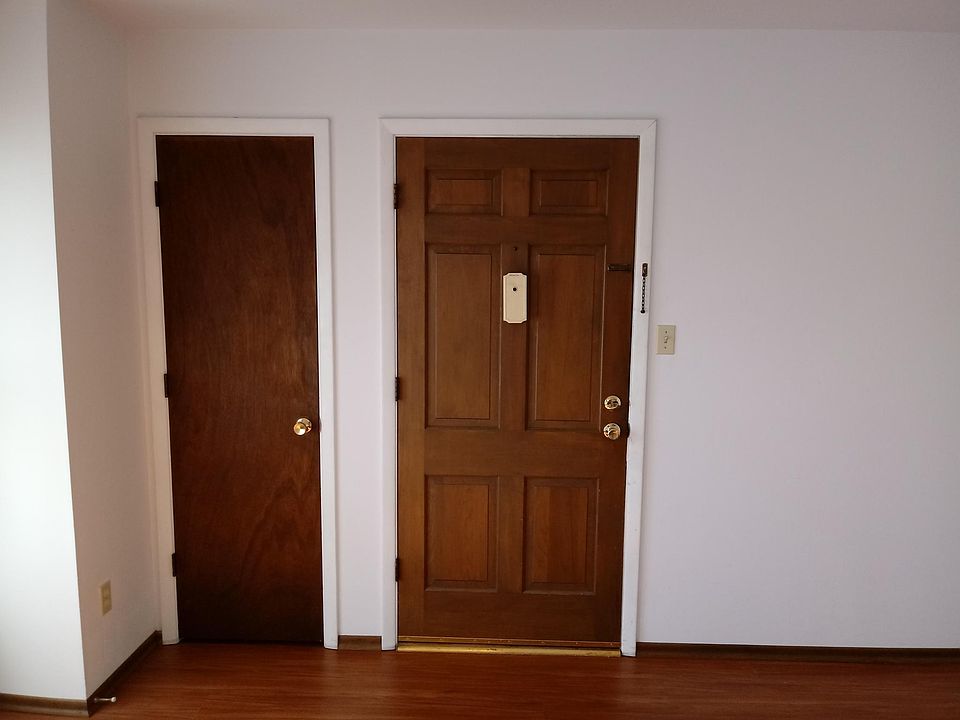 Dront door, inside view