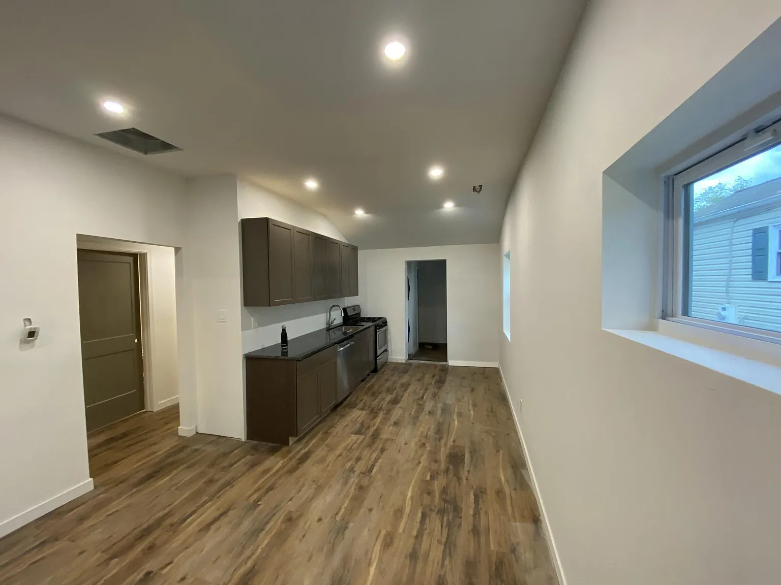 507 Park Rd — Photo 1