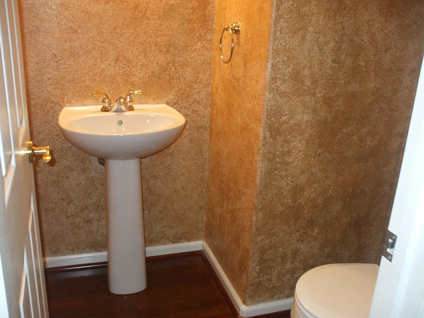 4948 Forest Creek "Swan Cove Gated!" — Photo 4