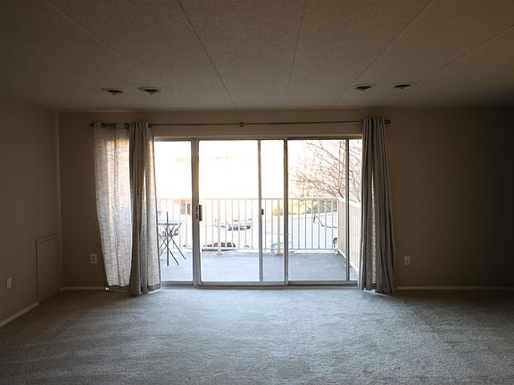 3rd image of 2624 Wagon Dr APT 2B