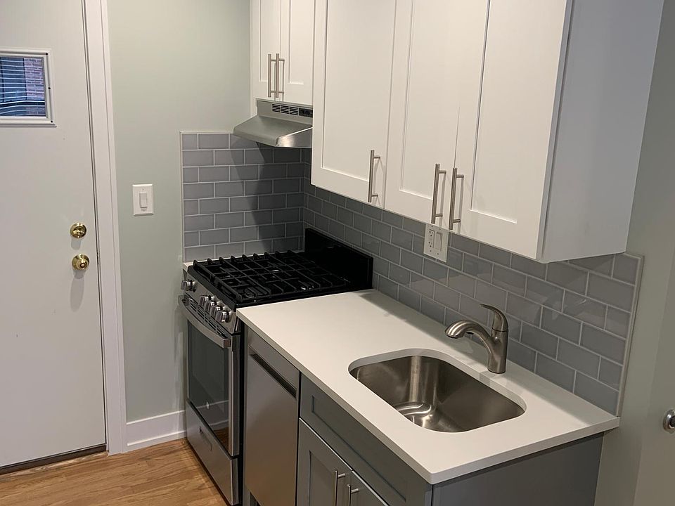 1st image of 514 W Cornelia Ave #217TT