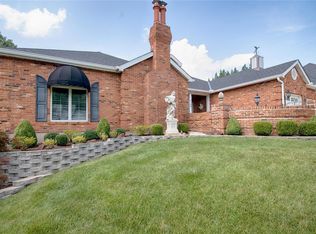 6746 Wynfield Terrace Dr, Saint Louis, MO 63129