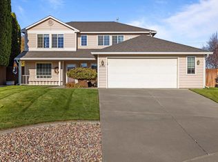2708 S Huntington Ct, Kennewick, WA 99337