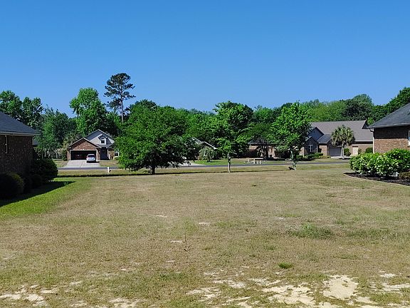 2nd image of 510 Oak Hill Dr